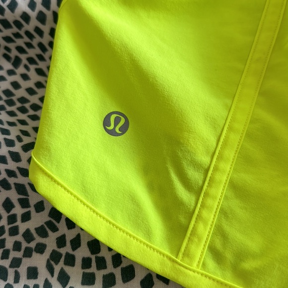 Lululemon Tracker Short V 4” - Picture 7 of 10